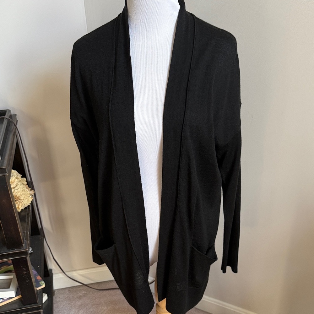 LOFT Women's Black Open Cardigan